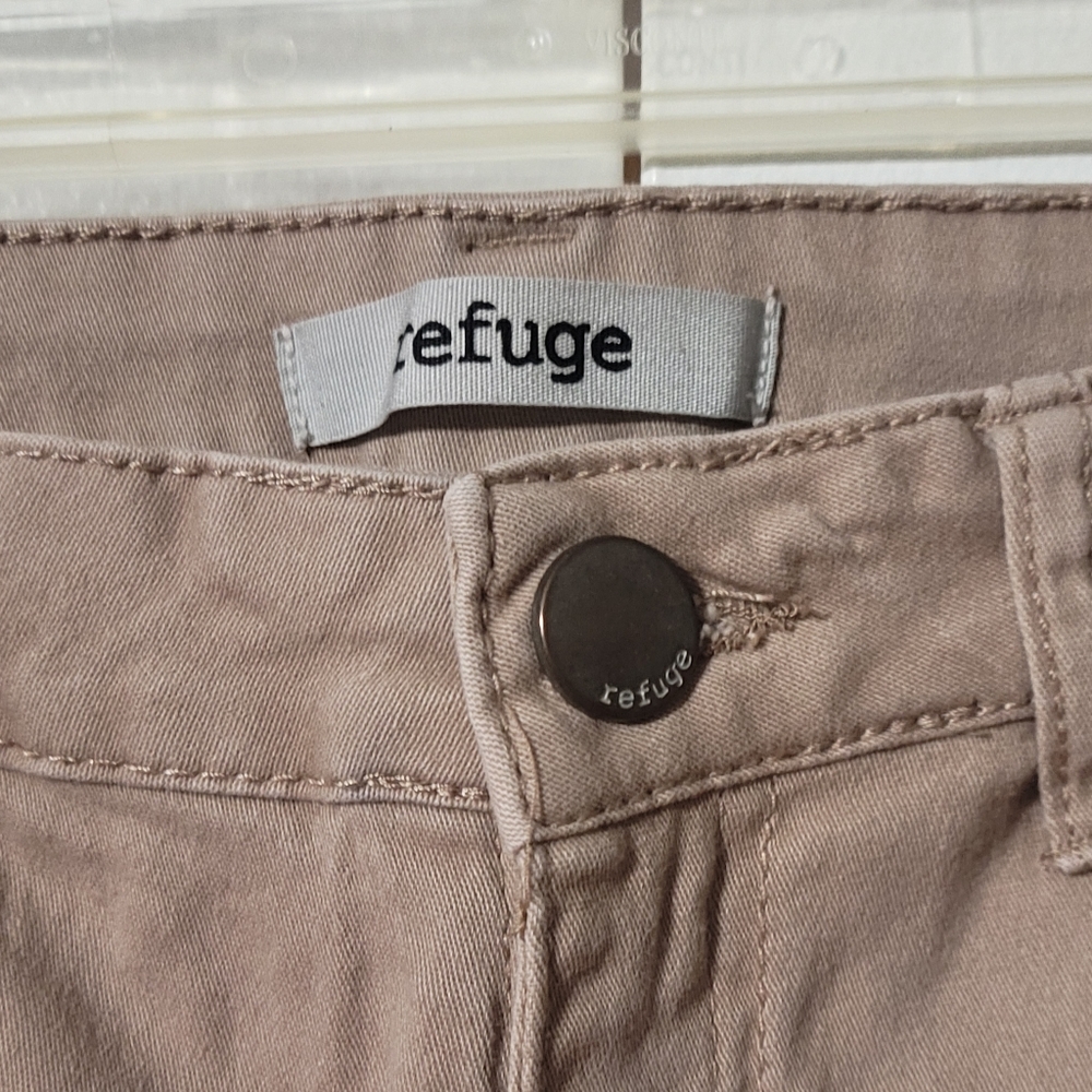 Jeans - Picture 3 of 3